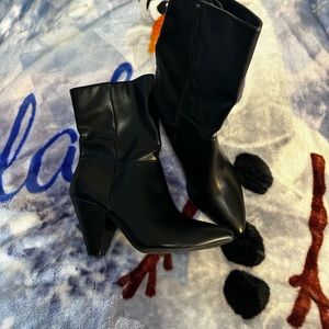 Women’s black boot heels